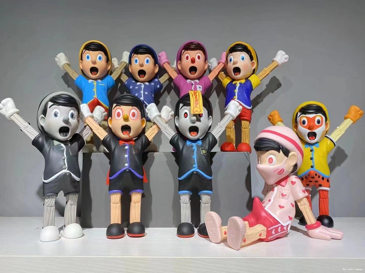 AWAKENING) (A HALLOWEEN EDITION FIGURES PINOCCHIO WOOD 0812